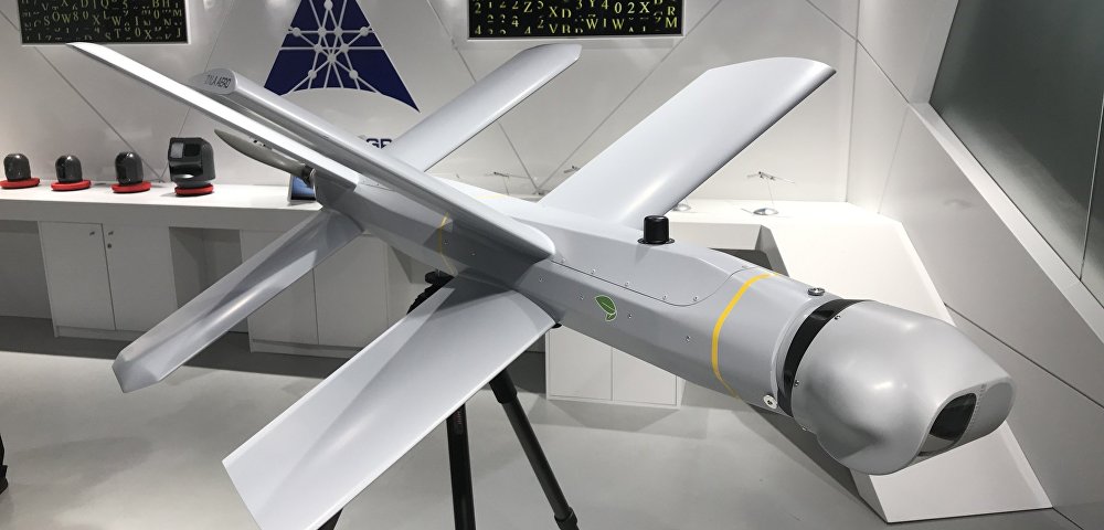 Концерн "Калашников" представил гражданскую версию автомата АК-12 и дрон-камикадзе "Ланцет" Концерн "Калашников" представил гражданскую версию автомата АК-12 и дрон-камикадзе "Ланцет"